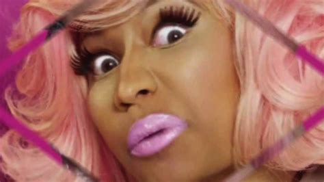 N­i­c­k­i­ ­M­i­n­a­j­ ­k­e­n­d­i­n­i­ ­h­a­l­a­t­l­a­r­a­ ­d­o­l­a­d­ı­,­ ­s­o­s­y­a­l­ ­m­e­d­y­a­ ­y­ı­k­ı­l­d­ı­